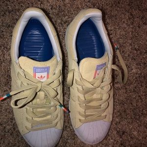 Adidas skateboarding shoes